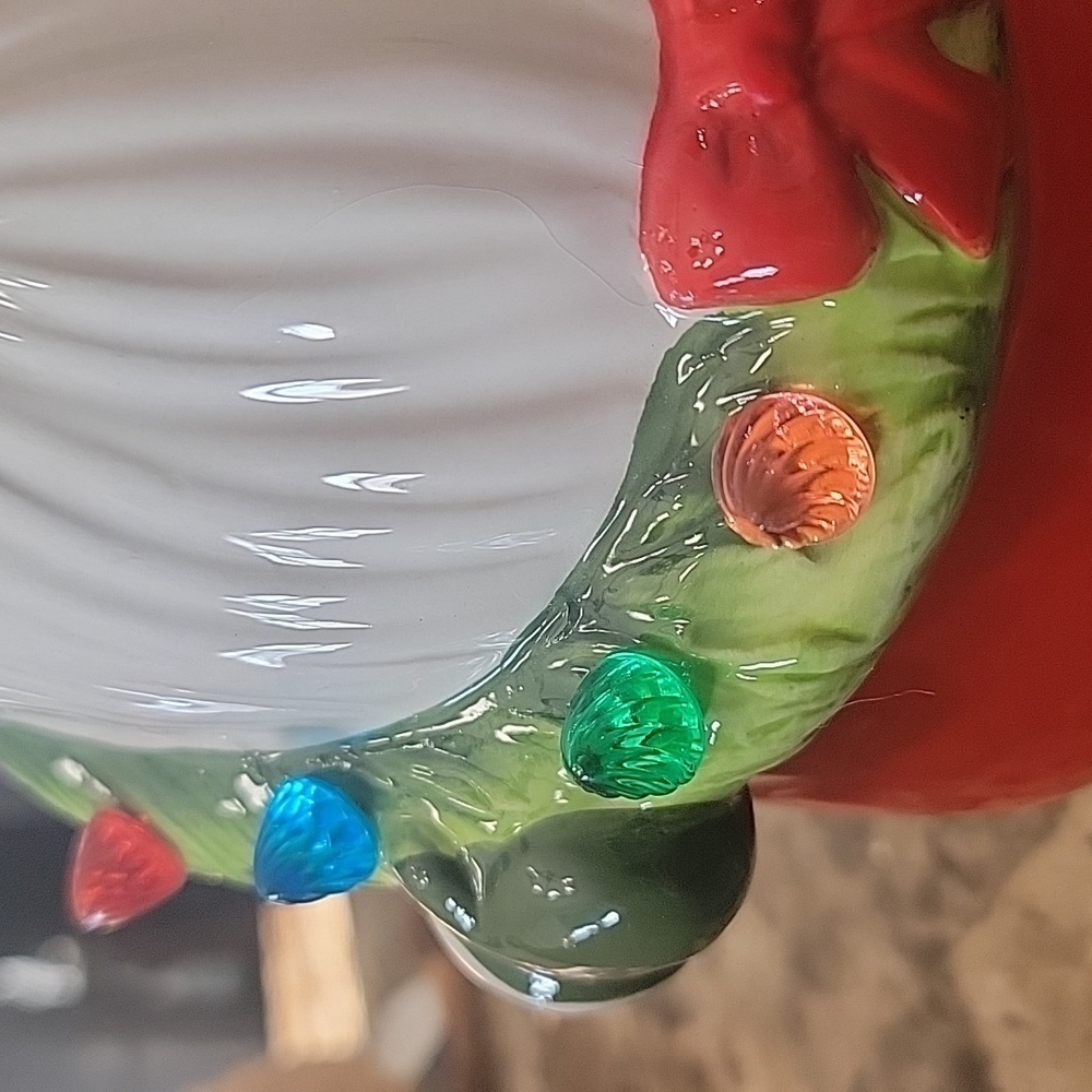 12" Nostalgic Ceramic Figure - Gnome with Wreath - Picture 5 of 10